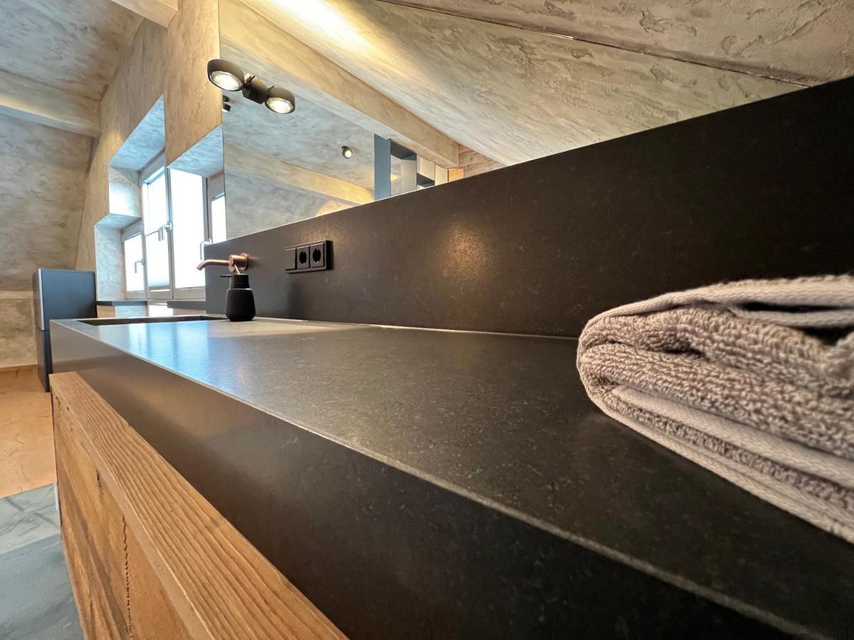 Appartement Der Extraklasse Mit Whirlpool Родинг Екстериор снимка